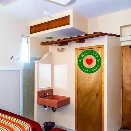 Hotel Zihua Express