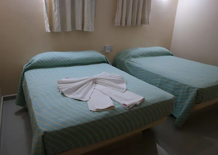 Hotel Zihua Express 2*